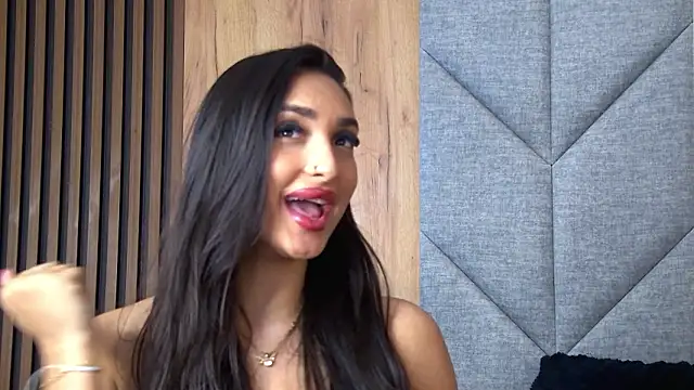 Kimberlymav live sex cam