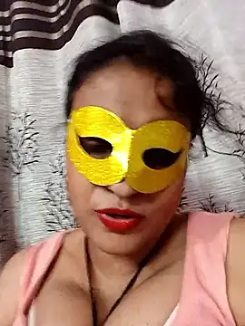 Webcam Model (Gullapi)  is live.Free join now!