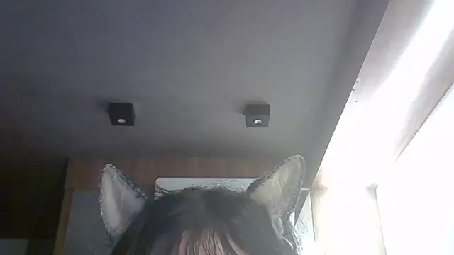 skinnykitten - SkinnyKitten's free webcam - UK Sex Cams