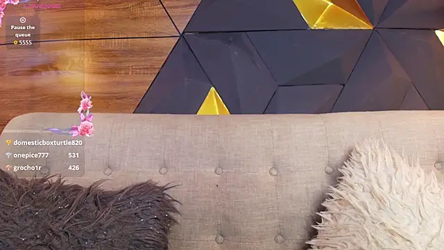 ly_lulu (F young) - control lush 5 min