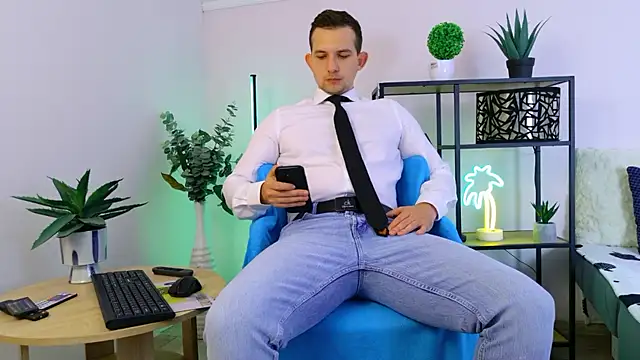 jimmy_doss (M young) - Hello ​guys! ​My ​balls ​so ​full! CUM!