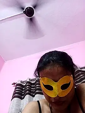 gullapi (F milf) - Full nude show