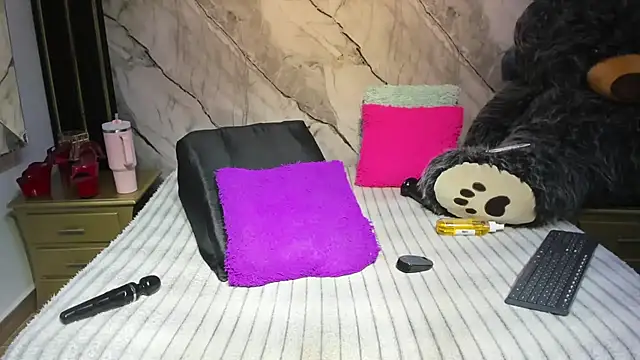 niyirey1 - Niyirey1's free webcam - UK Sex Cams