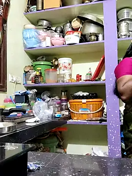 yamini1431 - Yamini1431's free webcam - UK Sex Cams