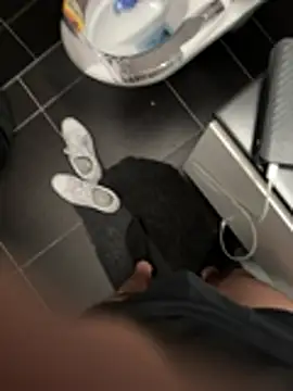 swissboy22 (Ask my age) - Cum in Panties