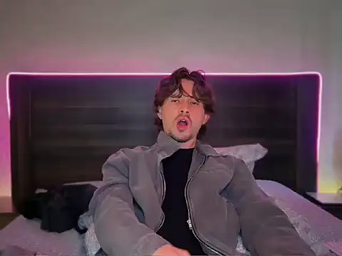 mcklister_kinky_feets