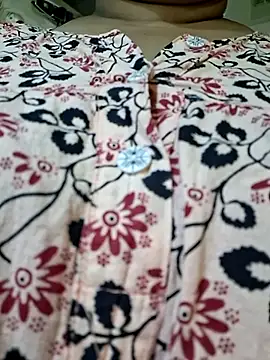 ravina_patil1 (F milf) - Kissing your lips