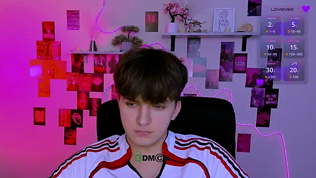 travis_wolf_ - Travis_wolf_'s free webcam - UK Sex Cams