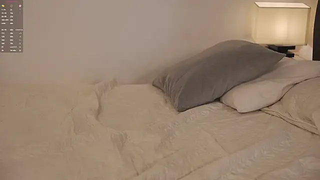 melisalopez_ (F young) - finger pussy + domi play