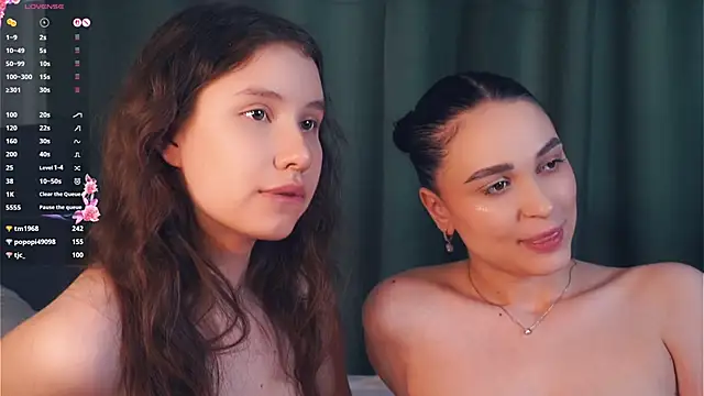 zofiasoshnik (G teen) - 😍mmm make us do ahegao😍