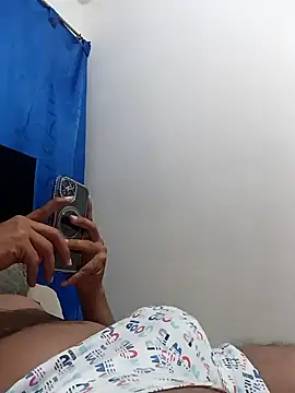 venezolano25 live sex cam