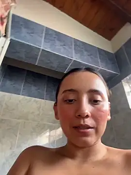 kay_lustywife (F young) - The first Kiss to your #bigboobs💋