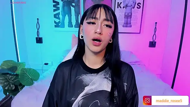 maddie_rosee (F teen) - Blowjob + spit tits 🔥