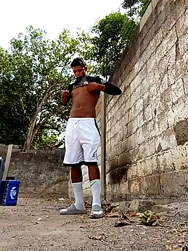 spittingpig1's live cam