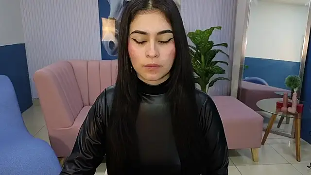 amy_lovelydoll (F teen) - fuck ass glass toy