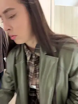 Holly_Play live sex cam