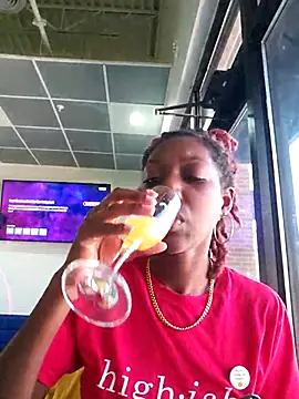 oliviaprettypussy webcam