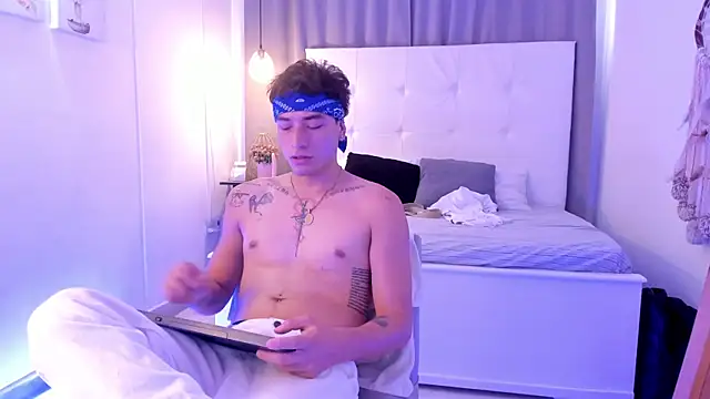 Thiago_2003_ live sex cam