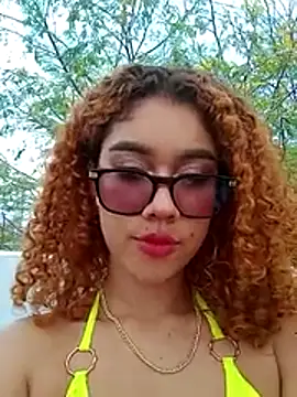 sienna_brunette (F teen) - Take a spin for me