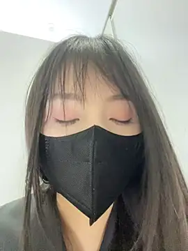 xiao-lin - Xiao-Lin's free webcam - UK Sex Cams