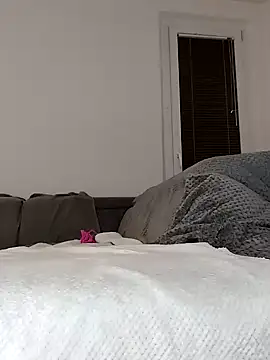 Viola_sweet_honey live cam profile