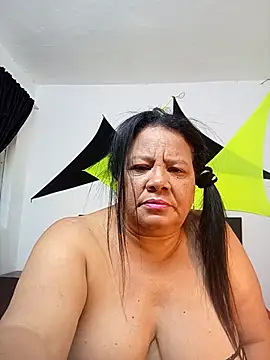 Shanttal0272 live sex cam