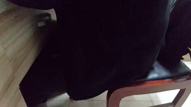 huzi518 live sex cam