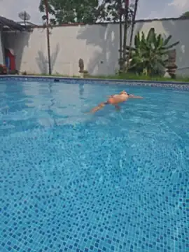 Pretty_roxxyy webcam