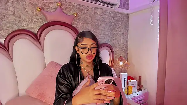 Mia_Jansen live sex cam