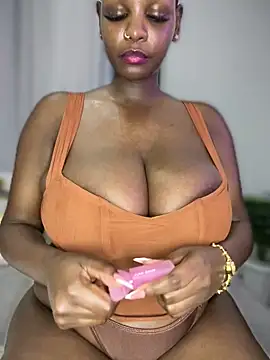 Webcam Model (ScarletMuseX)  is live.Free join now!