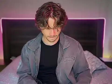 mcklister_kinky_feets