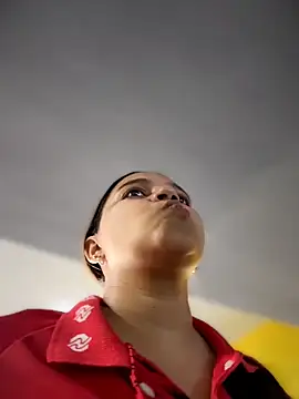 colibri_xxx (F young) - TITS IN GYM