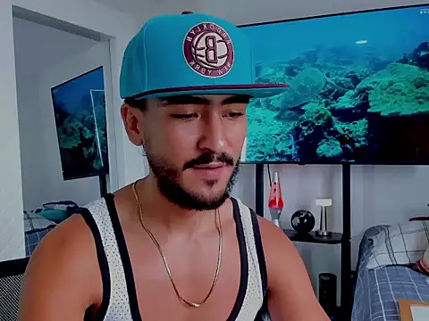 david__johnson372 (M young) - OUT OF MY CLOTHES