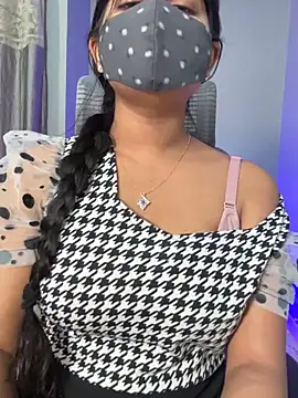 Webcam Model (Lisa_afreen)  is live.Free join now!