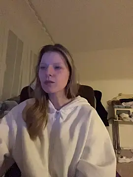 maryhiggins (F young) - Anal 2 fingers