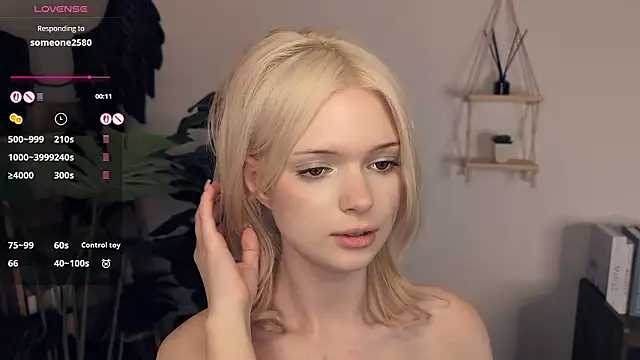 lauremestler (F teen) - control 2 toys 5 minutes