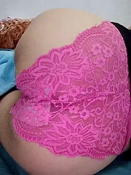 haralushiaaa - Haralushiaaa's free webcam