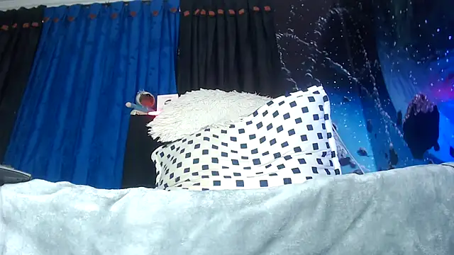 semerhott (M twink) - DOGGY STYLE AND ASS SPANKING