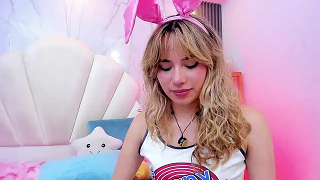 jane_roses0 - Jane_roses0's free webcam