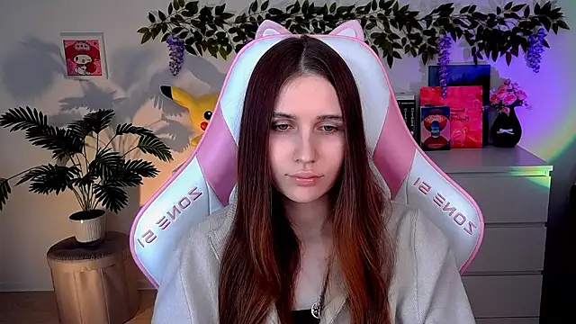 alicecharmy - AliceCharmy's free webcam