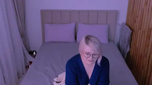 sabrinamacmarren - Sabrinamacmarren's free webcam