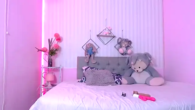 zara_cute - Zara_cute's free webcam