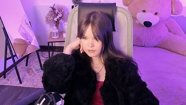 Elainebeness live sex cam