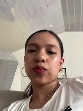 dulcerouss_ - DulceRouss_'s free webcam