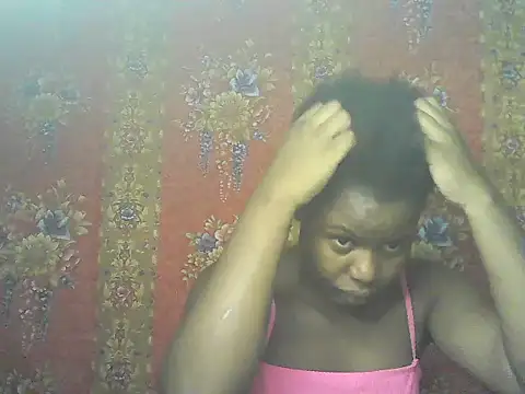 princess-maira - Princess-maira's free webcam