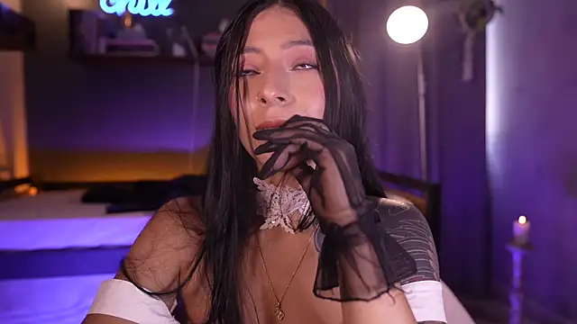 camila3__ - Camila3__'s free webcam - UK Sex Cams