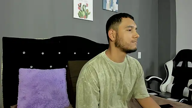 ander_montoyaa live sex cam
