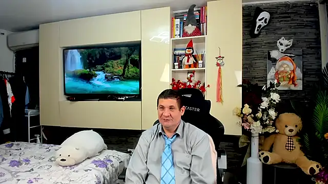 spartacusdaddy48 - SpartacusDaddy48's free webcam - UK Sex Cams