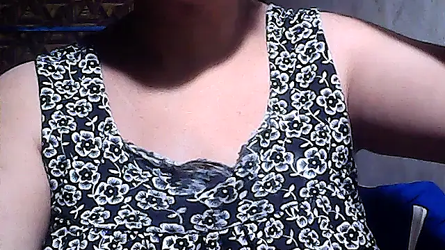 sweetsosie18 - Sweetsosie18's free webcam