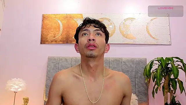 Luchoplayboy live sex cam